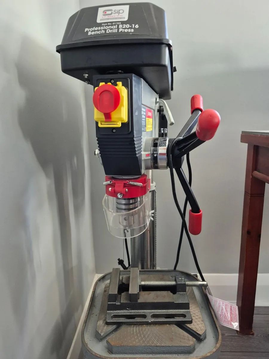 SIP 01713 B20-16 Speed Bench Pillar Drill (750w) - Image 1