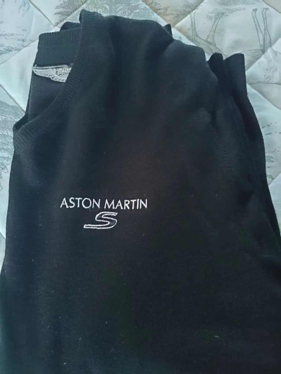 Aston Martin sweater L - Image 4