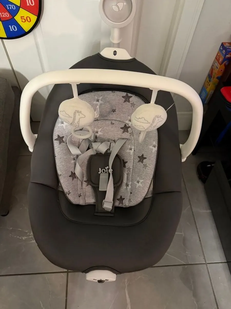 Joie Serina 2-in-1 Swing & Rocker  Excellent Condition - Image 2