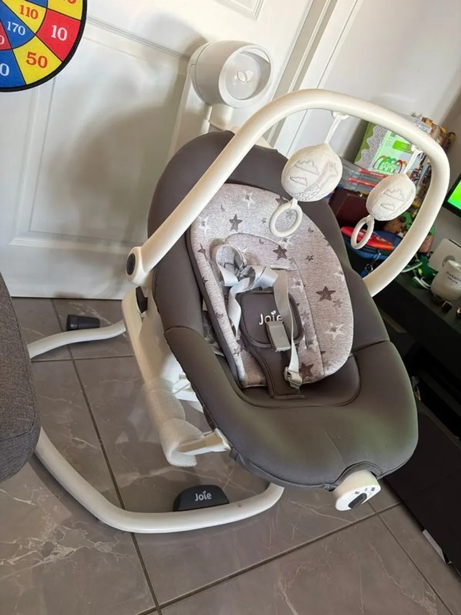 Joie Serina 2-in-1 Swing & Rocker  Excellent Condition - Image 3