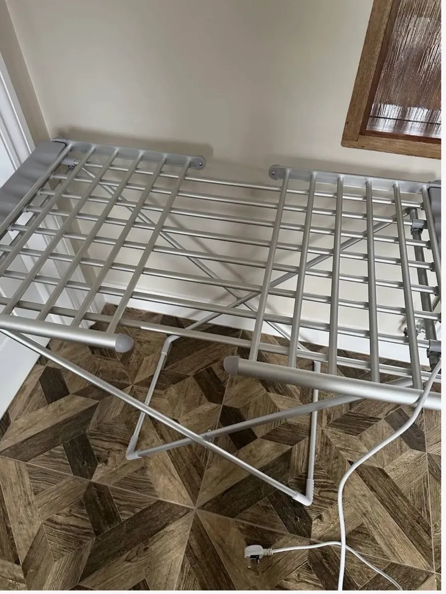 Electric Heated Clothes Airer - Image 3