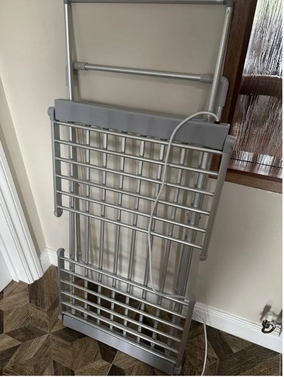 Electric Heated Clothes Airer - Image 4