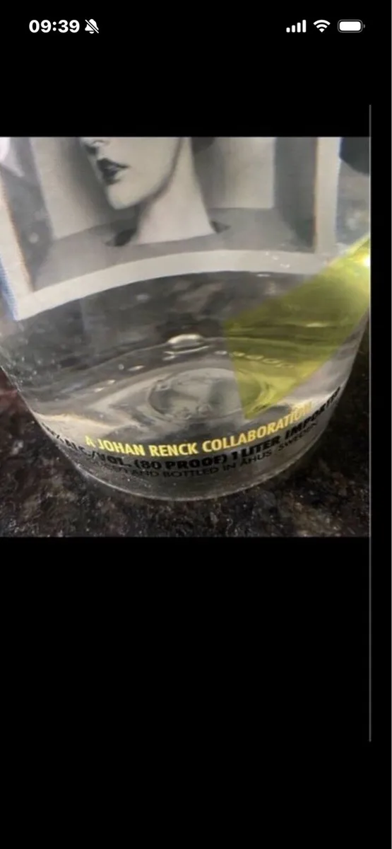 Limited Edition Absolut - Image 4