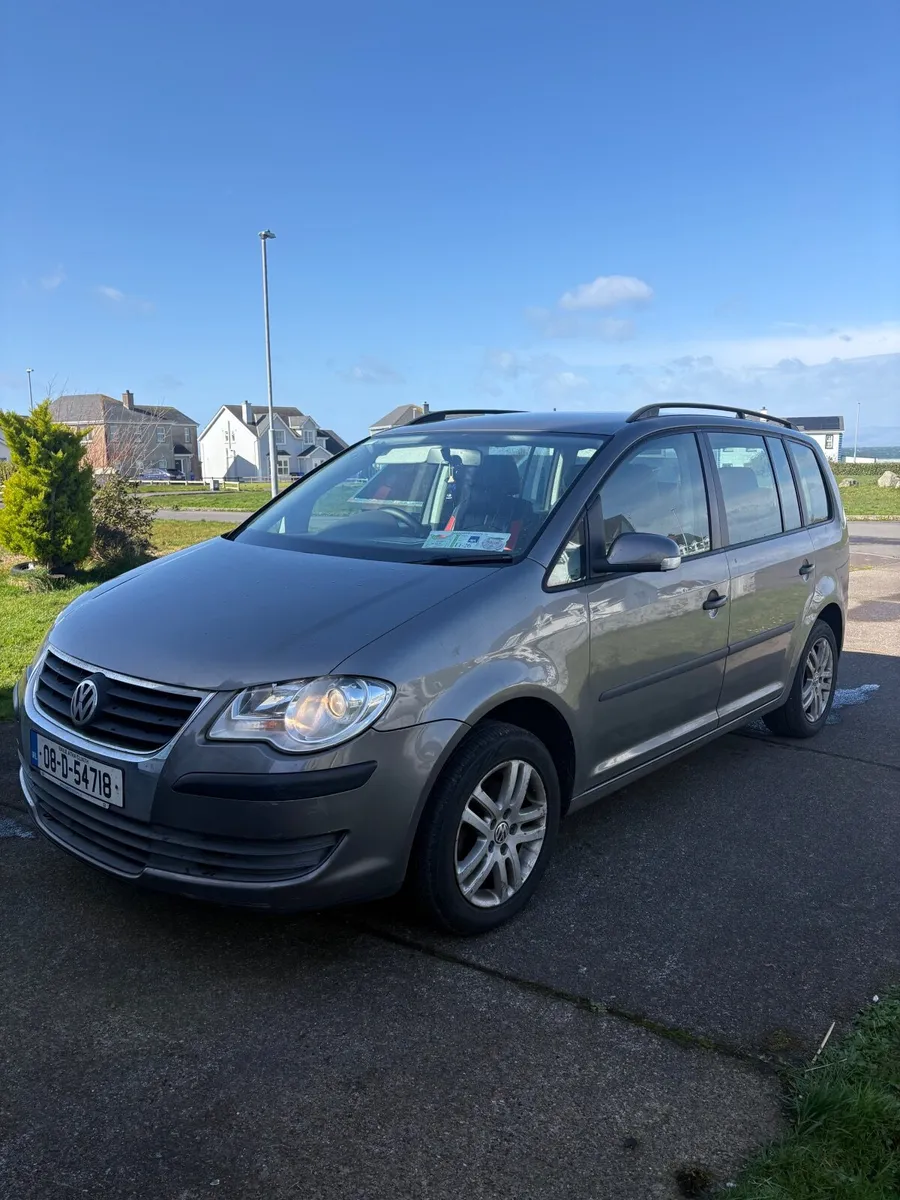 Volkswagen Touran 2008 - Image 2