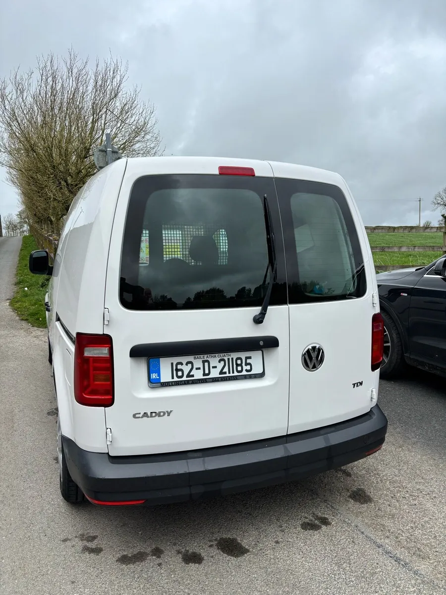 VW Caddy - Image 4