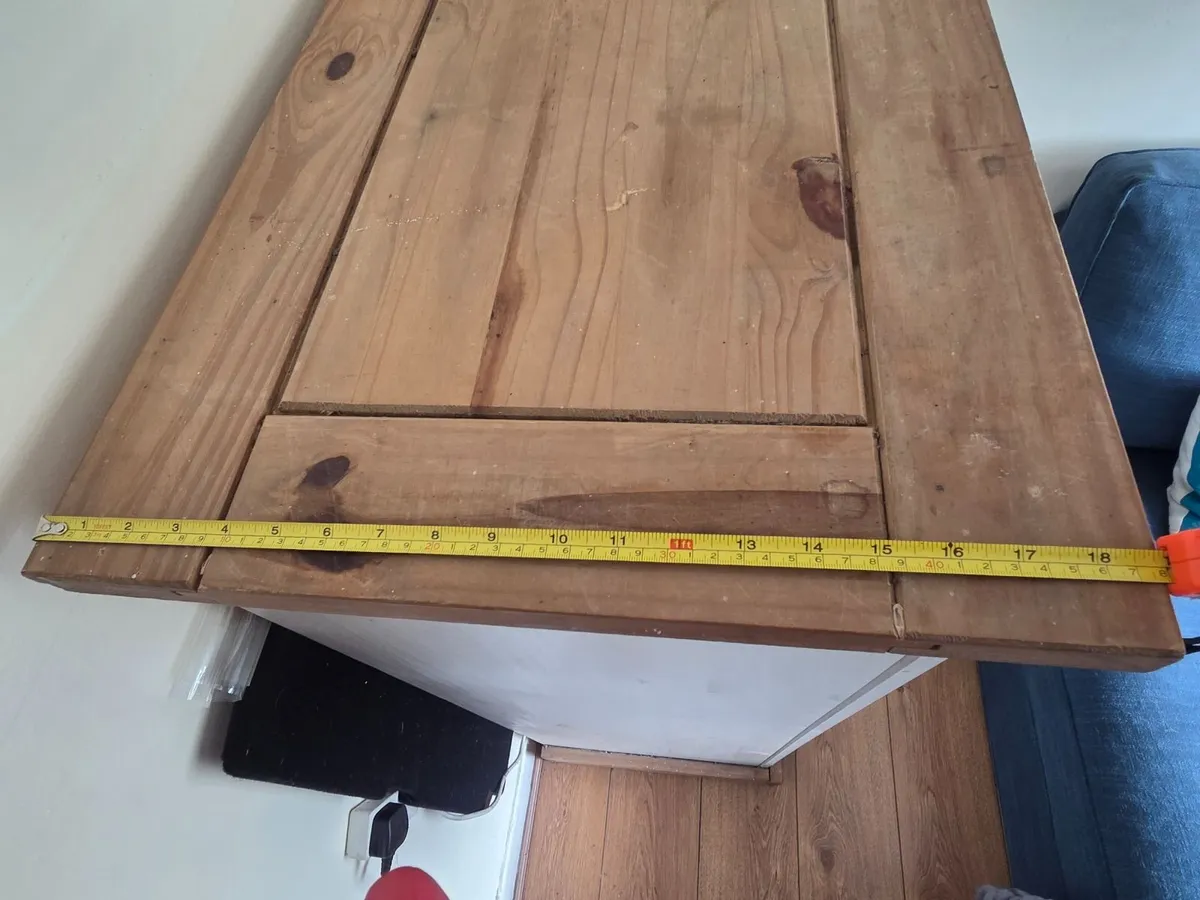 Rustic Farmhouse Style Chest of Drawers - Image 4