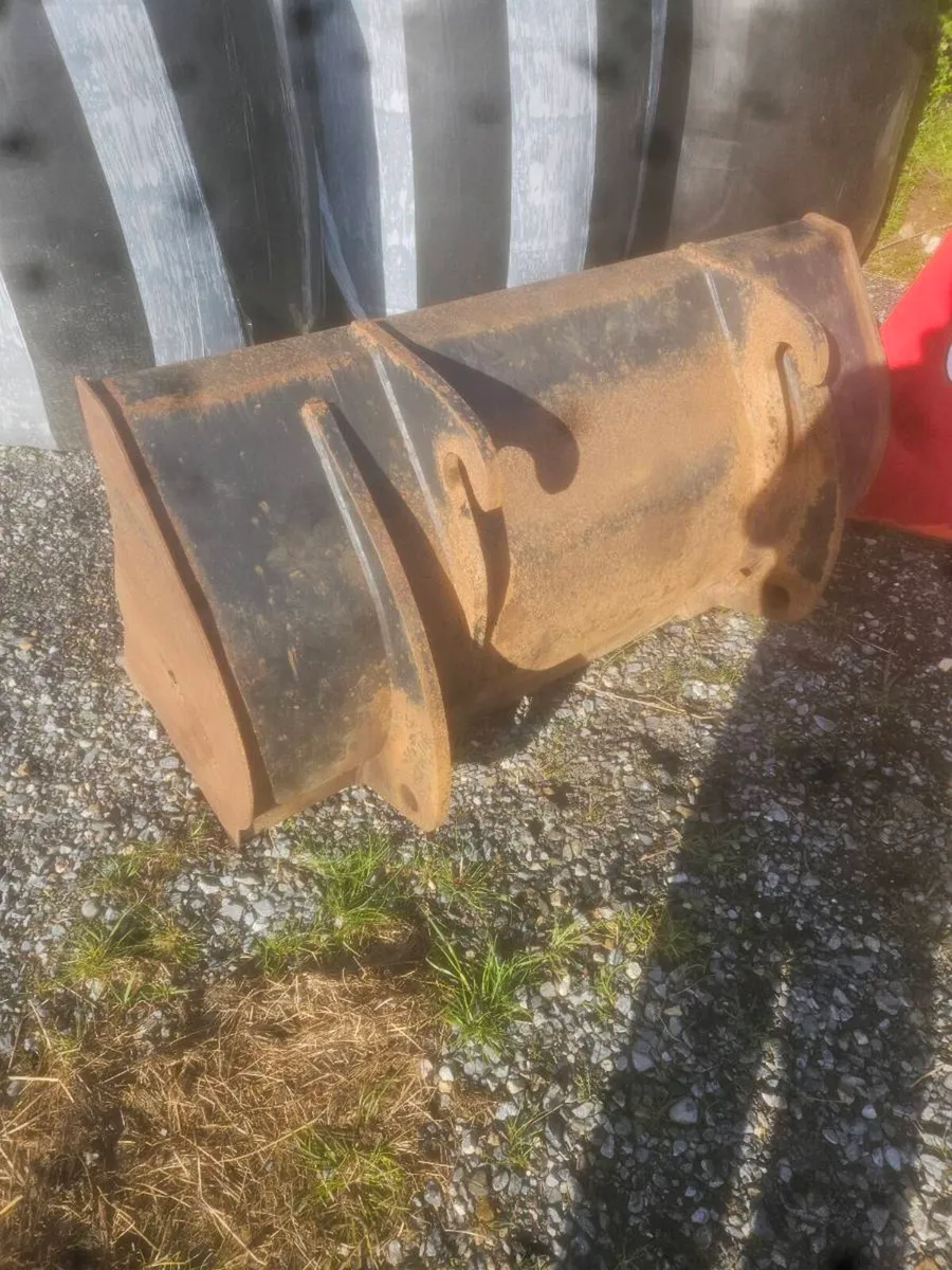 Jcb 2cx bucket - Image 2