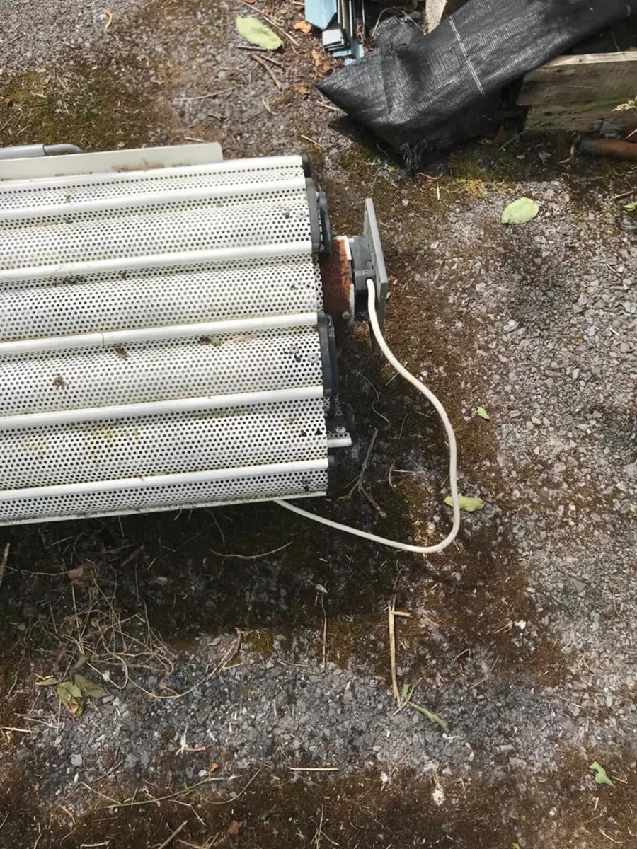 Roller Shutter Door - mesh type - Image 2