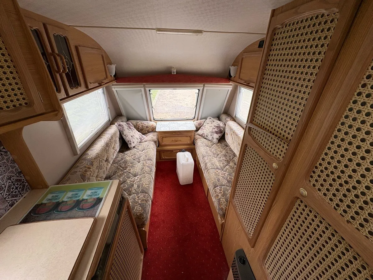 Avondale 5 Berth Caravan For Sale - Image 3