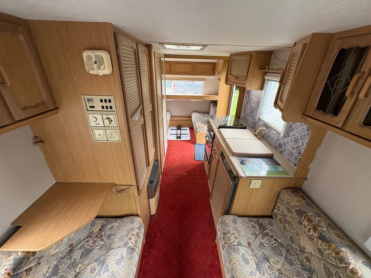 Avondale 5 Berth Caravan For Sale - Image 4