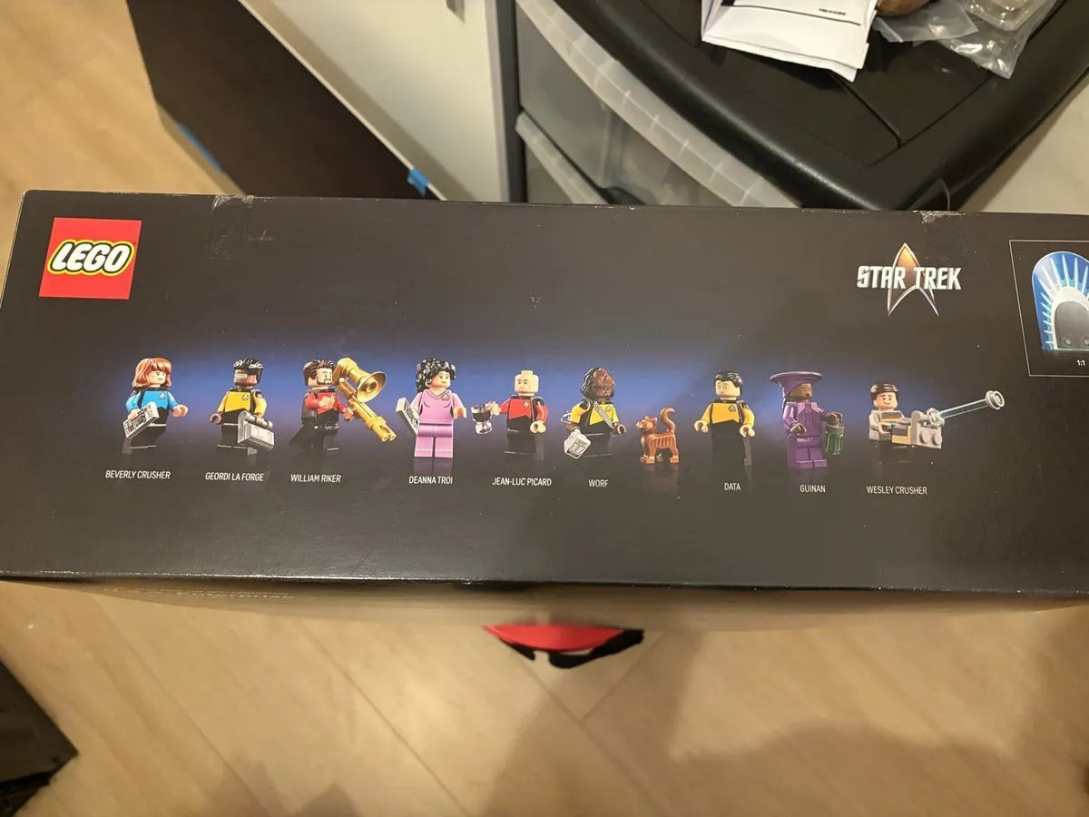 Lego Star Trek USS Enterprise NC-1701-D NEW - Image 2