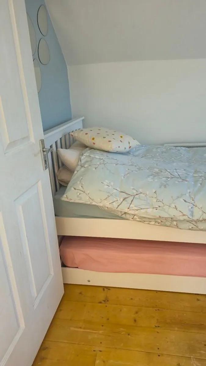 Bed and Trundle with 1x matress - Image 3