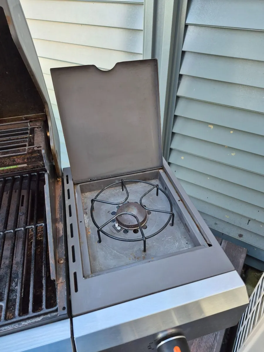 Gas BBQ 3+1 - Image 4