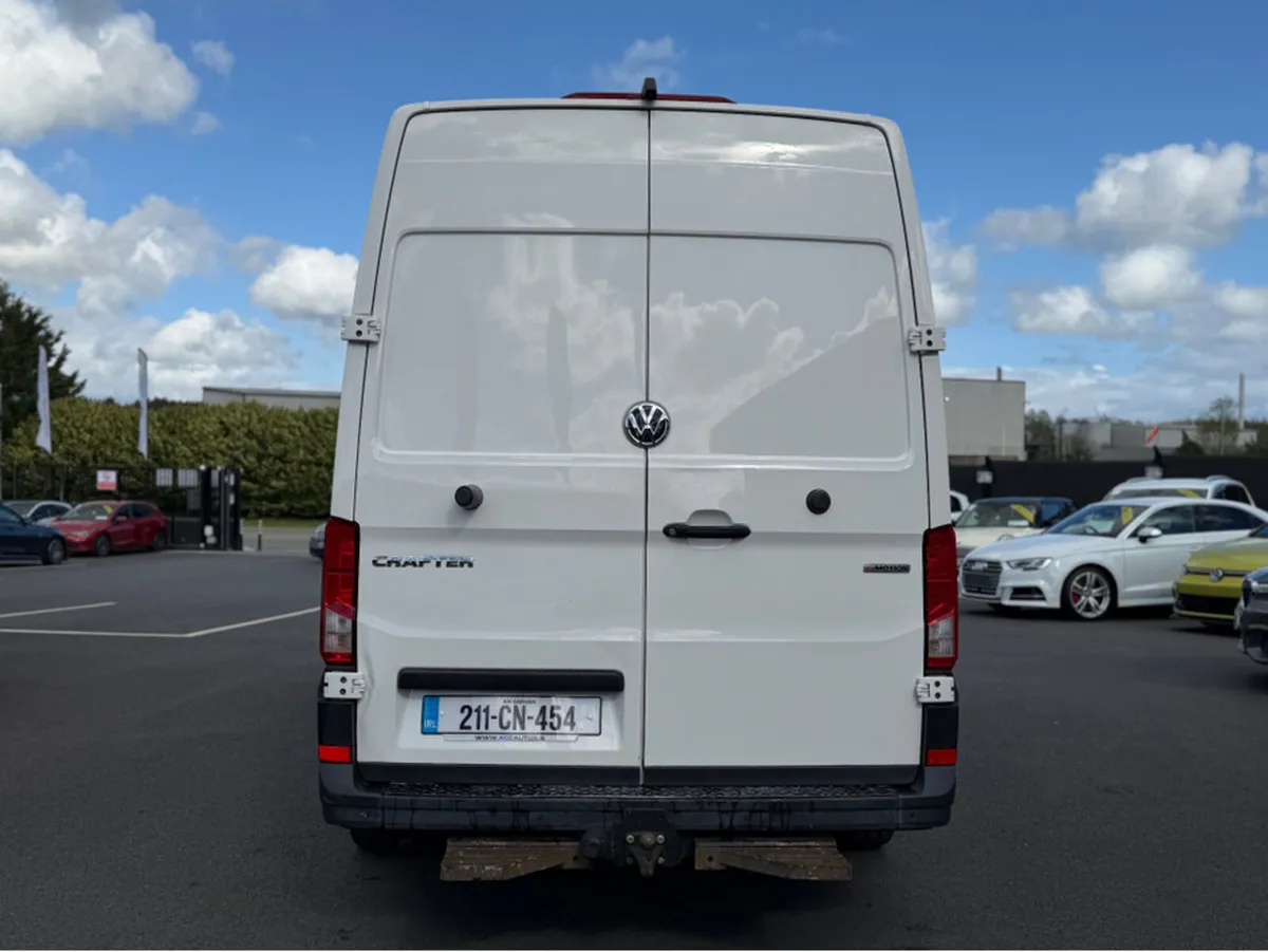 Volkswagen Crafter HIGH SPEC - 2.0L DIESEL - MANUA - Image 4