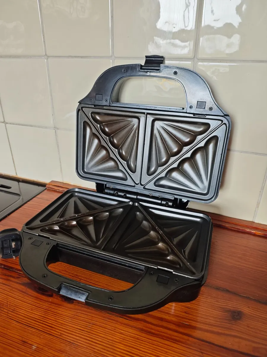 SALTER XL 3‑in‑1 Snack Maker - Image 3