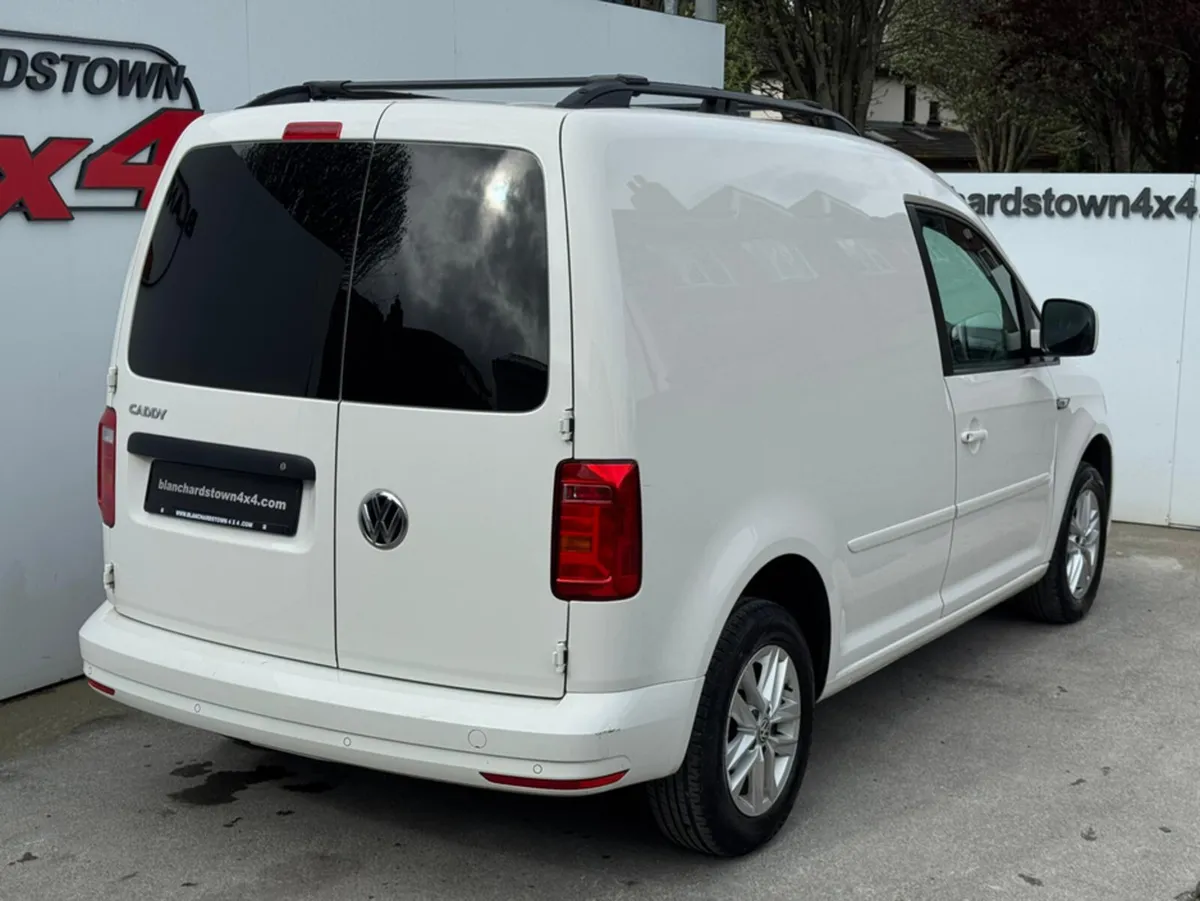Volkswagen Caddy HIGHLINE TDI 102HP MANUAL - Image 4