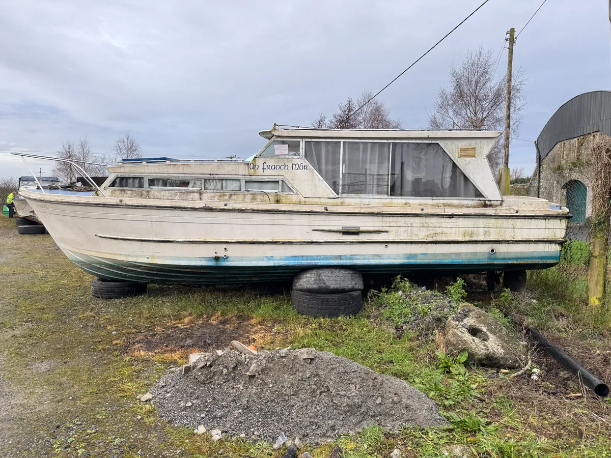 UNRESERVED FODTER 27 CRUISER BOAT FOR AUCTION - Image 2