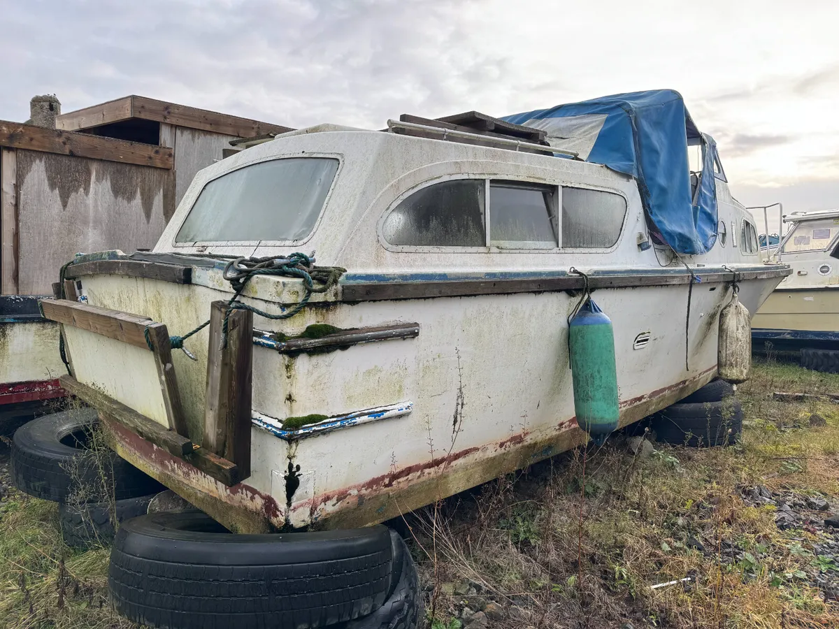 UNRESERVED ELYSIAN 27 CRUISER BOAT FOR AUCTION - Image 4