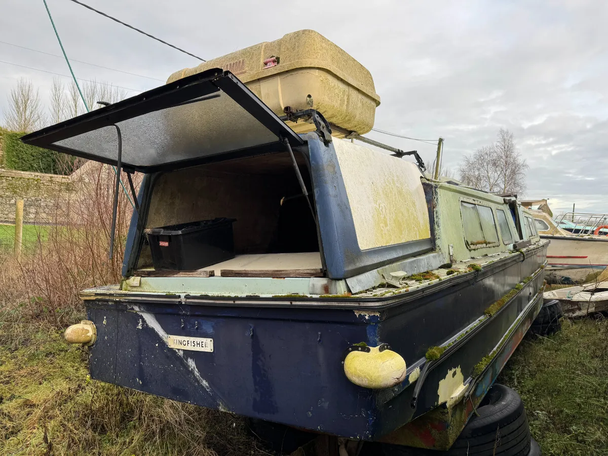 UNRESERVED CREIGHTON 32FT RIVER CRUISER FOR AUCTIO - Image 2