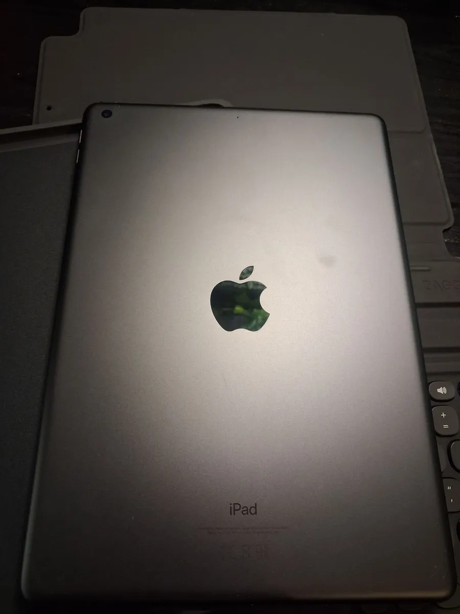 Apple ipad 9th generation - Image 4