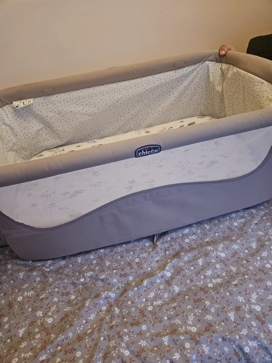 Babylo next to me Crib - Image 2