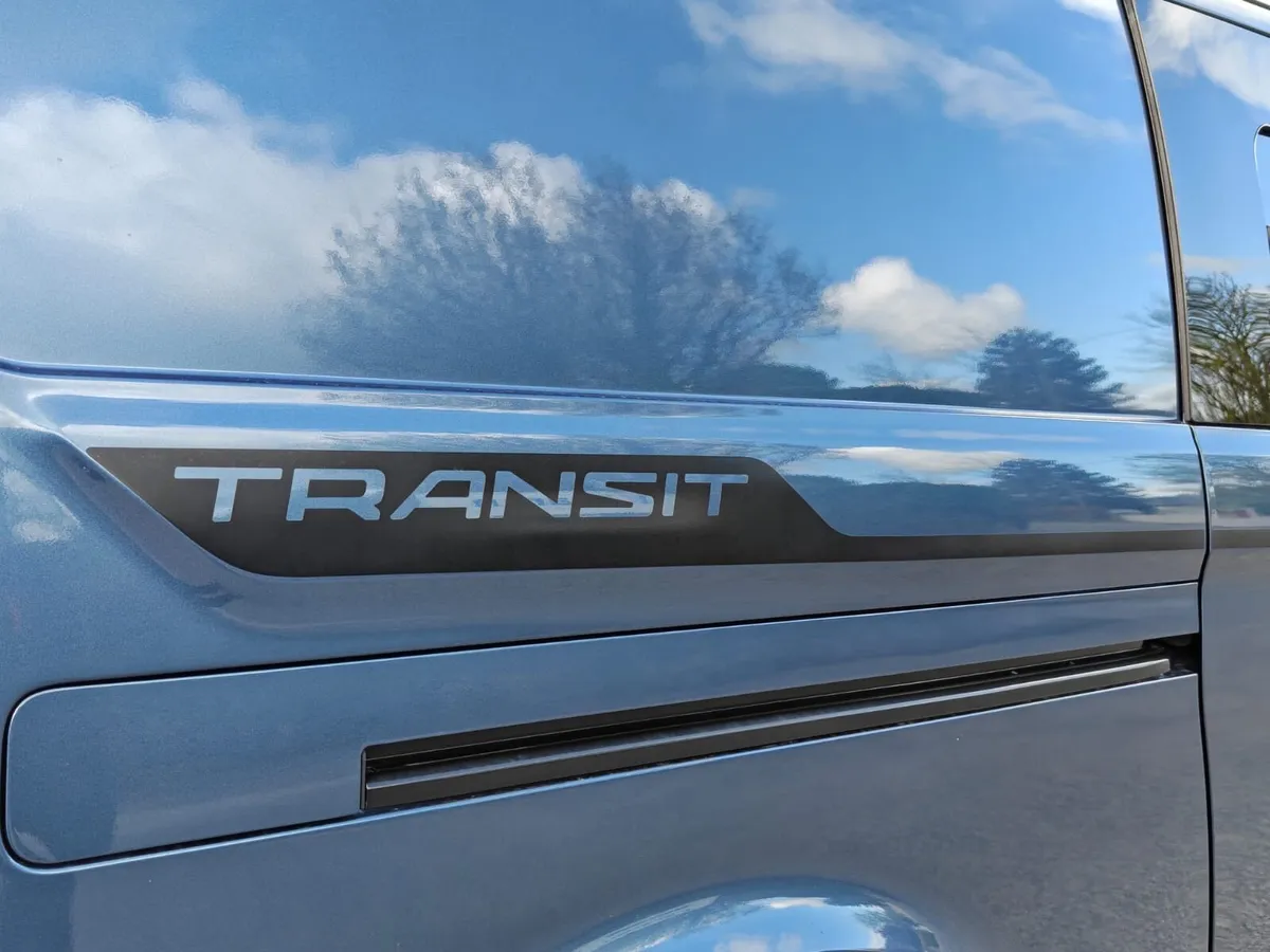 Ford transit custom 320 auto 185 sport van - Image 2