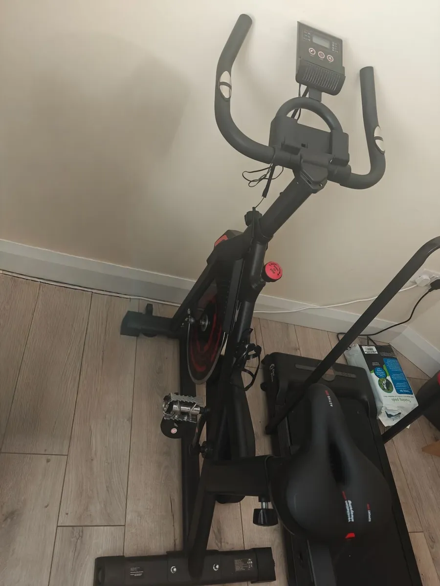 exercise bike - Image 1