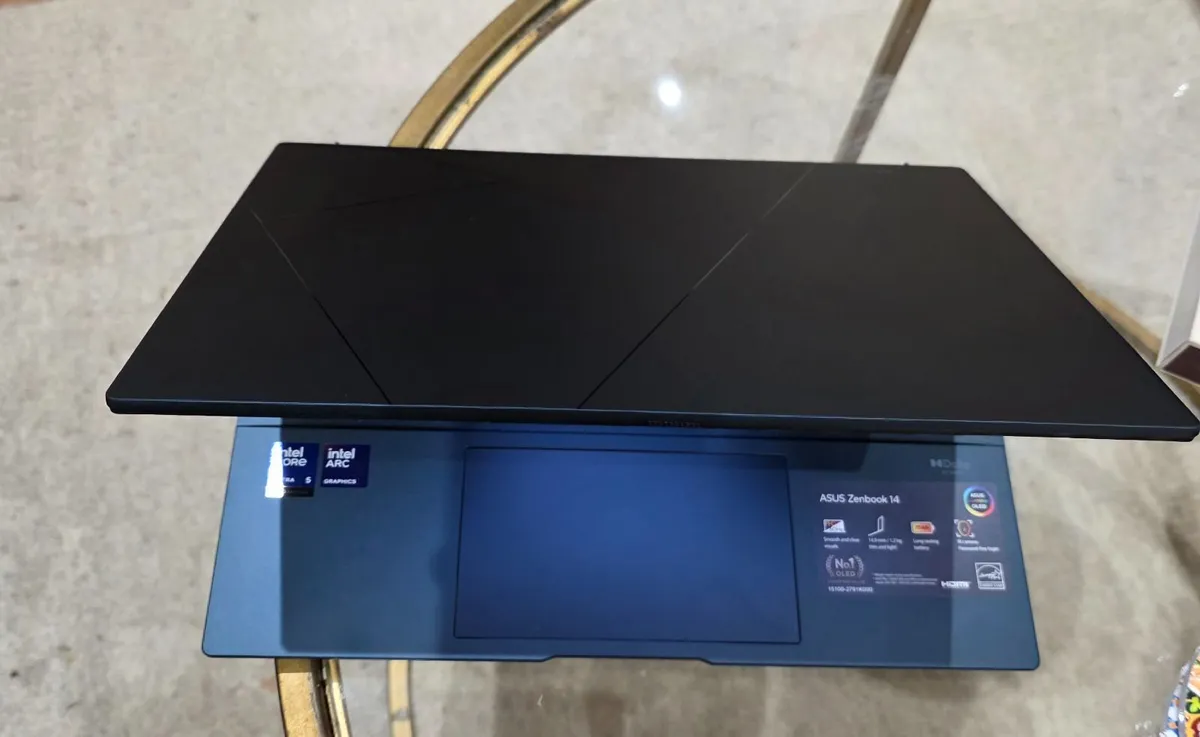 ASUS Zenbook 14 - OLED TouchScreen - 2 Weeks Old - Image 2
