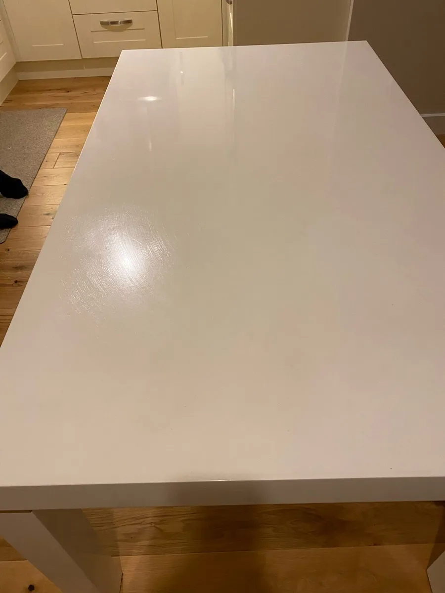 Dining table - Image 3