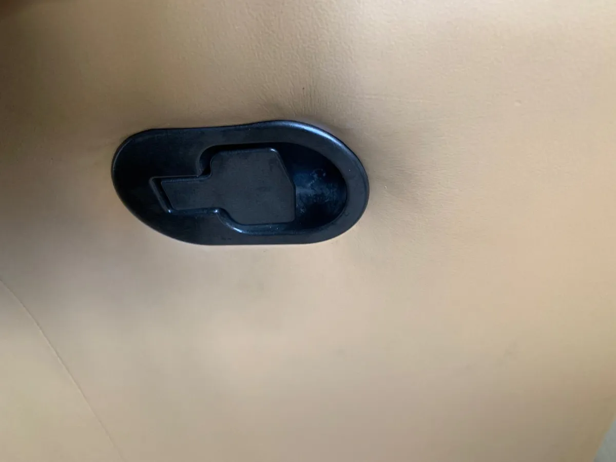 Natuzzi Leather Recliner Sofa - Image 4