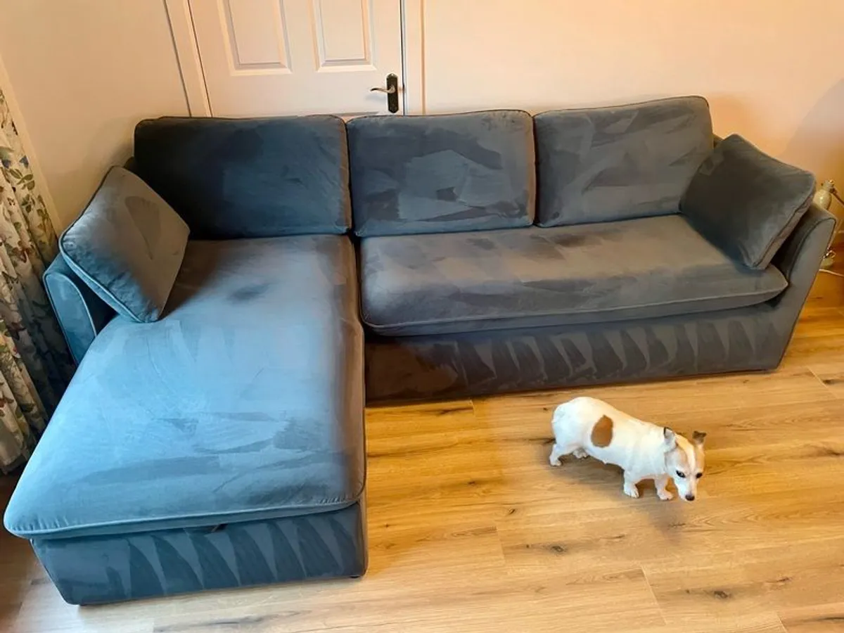 Chaise couch with storage and sofa bed - Image 3