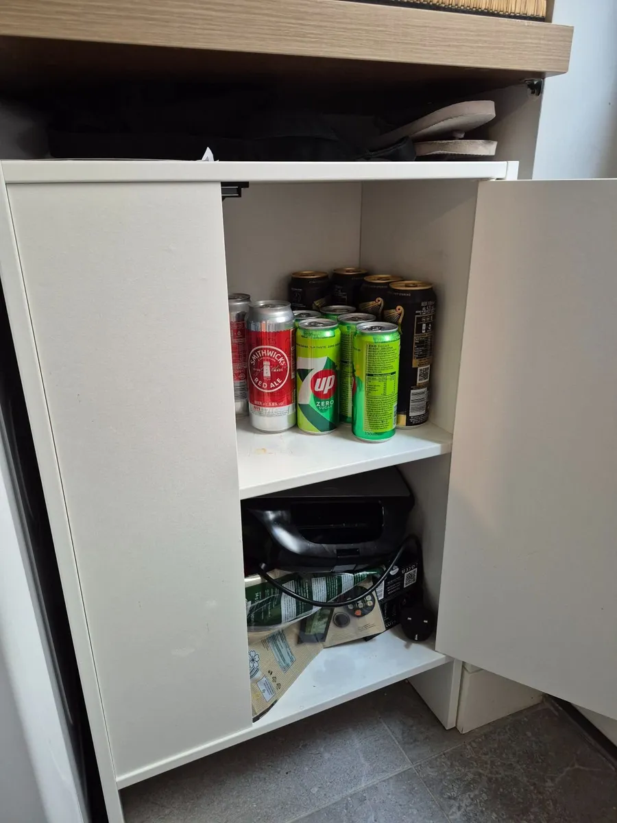 Storage unit - Image 1