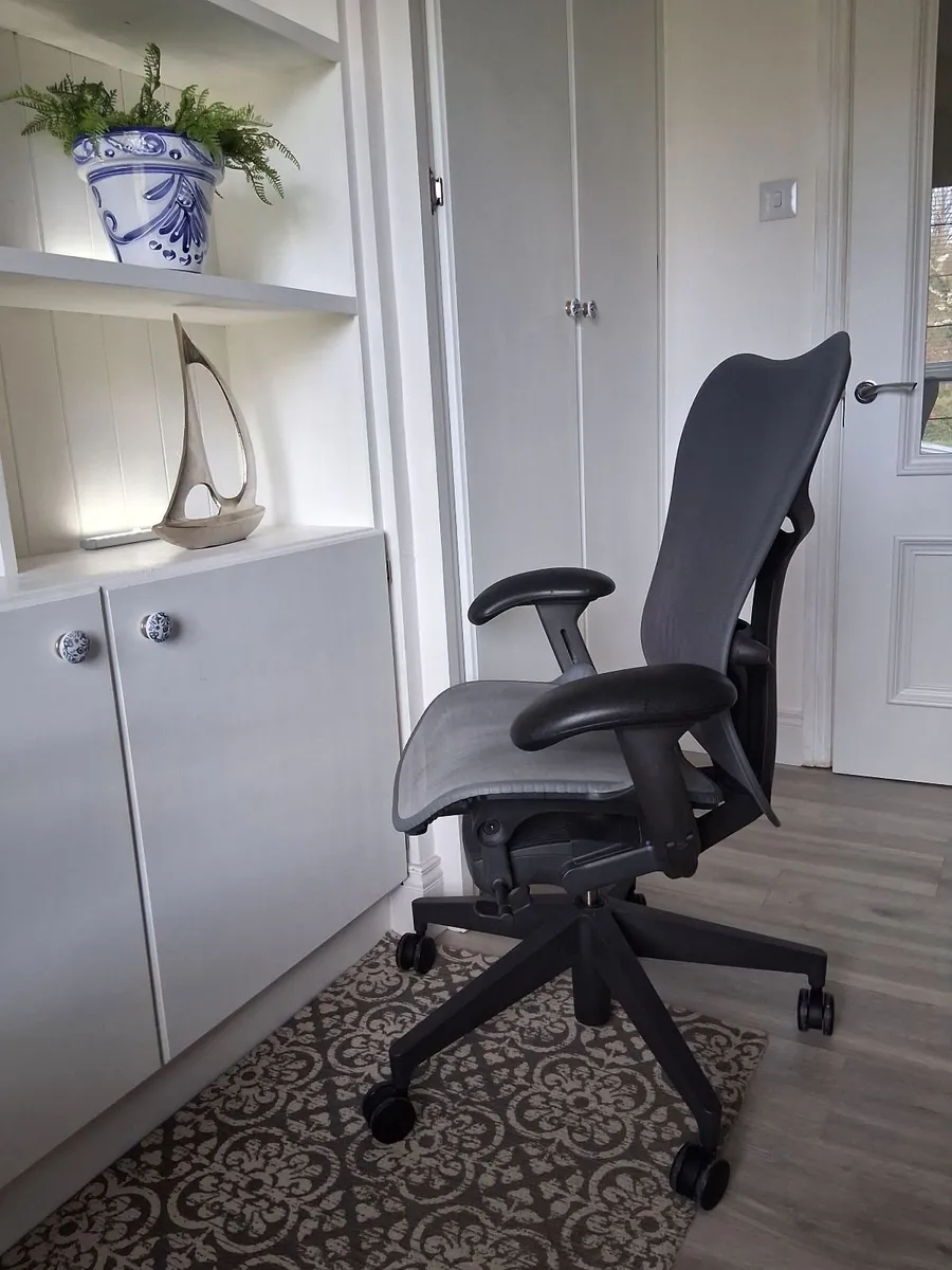 Herman Miller Mirra 2 Chair - Image 2