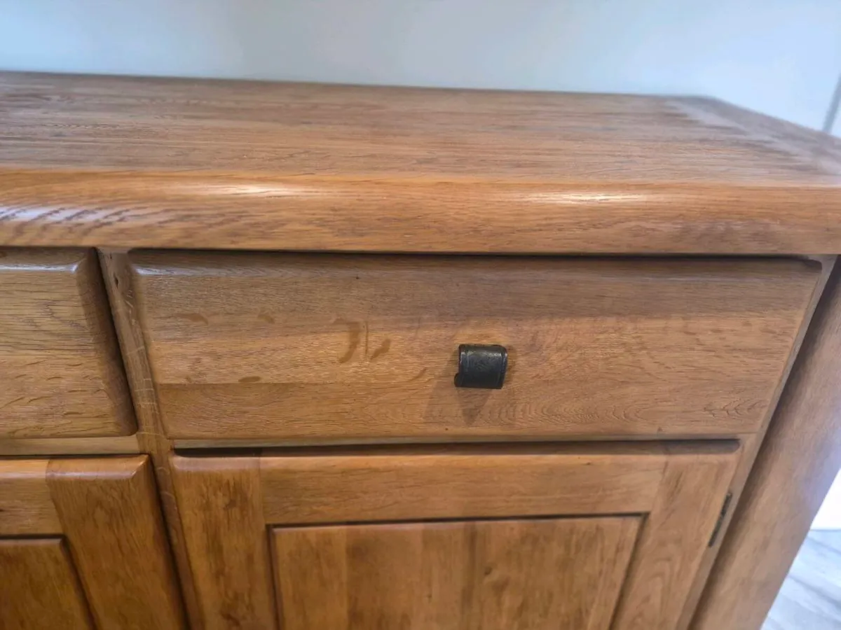 Solid oak sideboard - Image 2