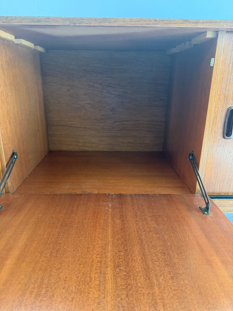 Long Mid Century Sideboard - Image 3