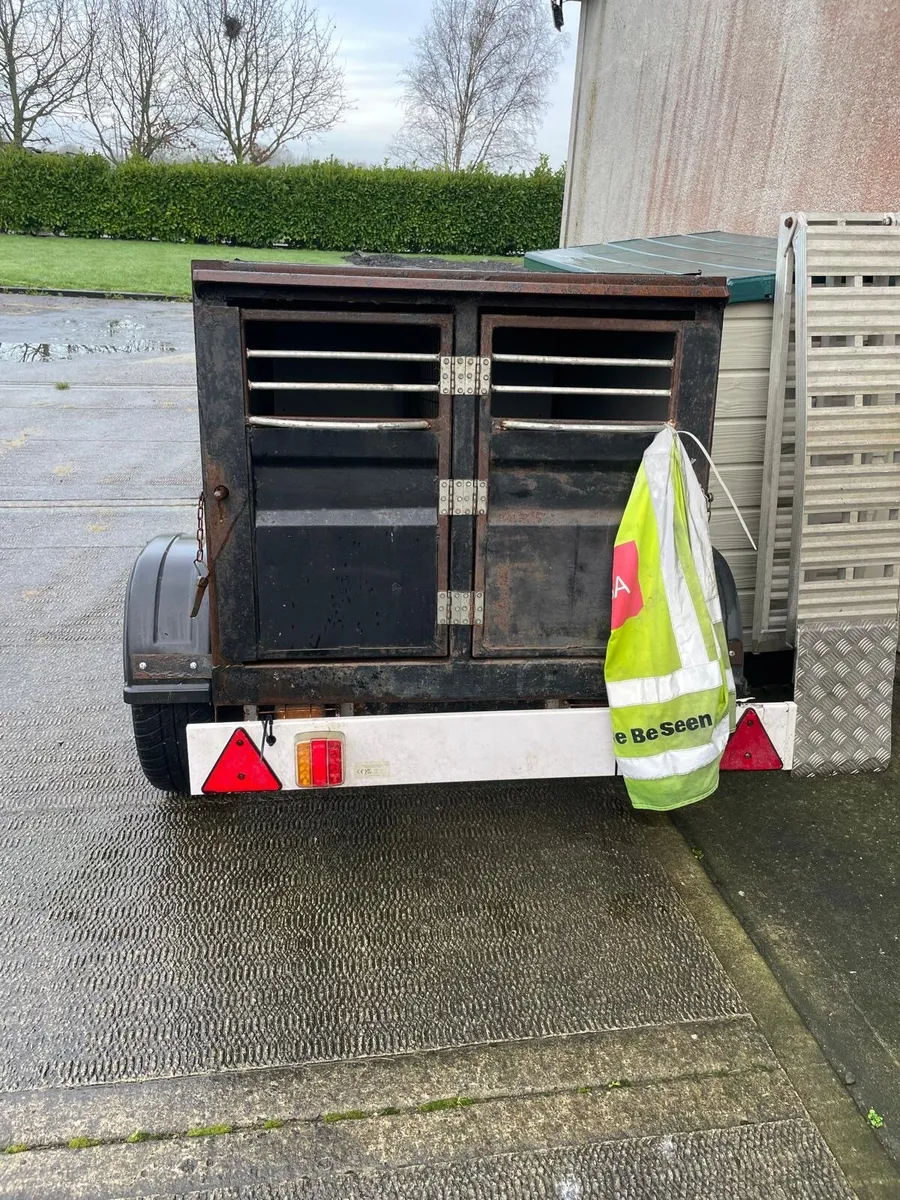 Dog Trailer - Image 2
