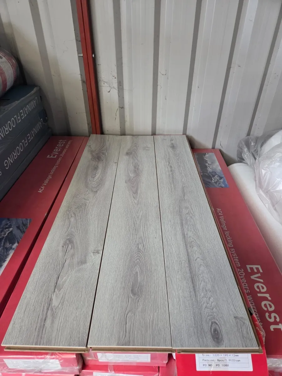 New Everest Grey 12mm Laminated Flooring - Image 4