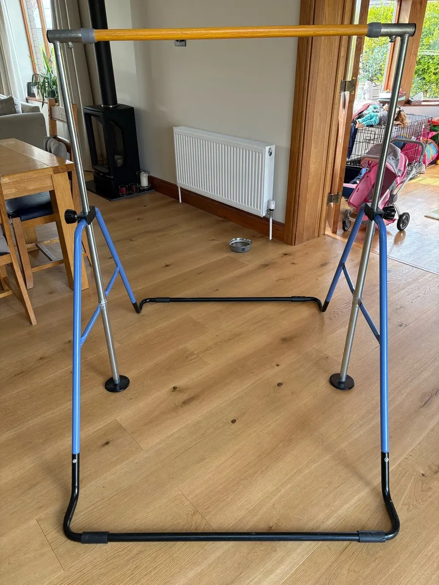 Gymnastics bars - Image 2