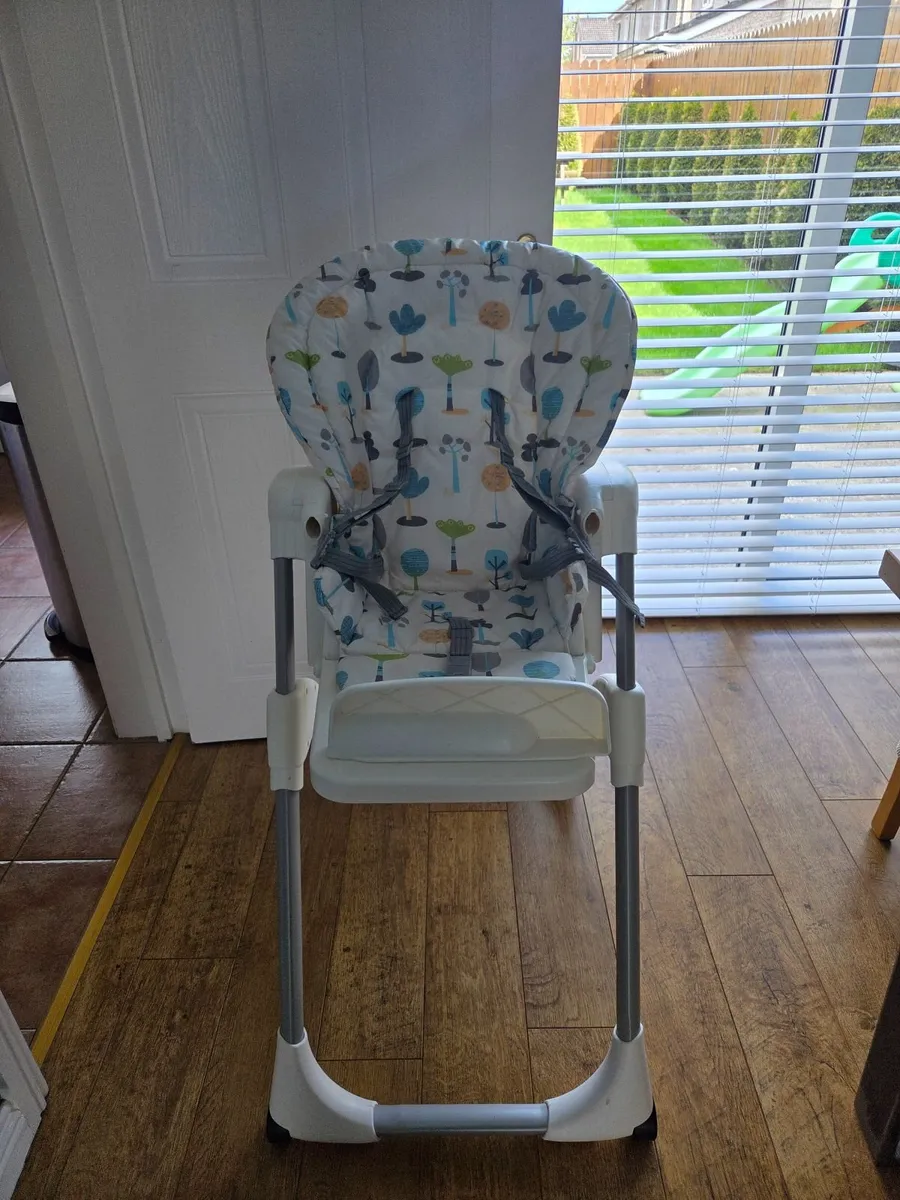 Feeding chair - Image 2