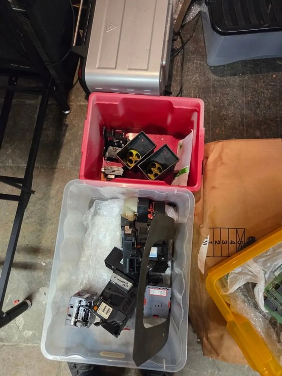 Arcade machine parts - Image 4