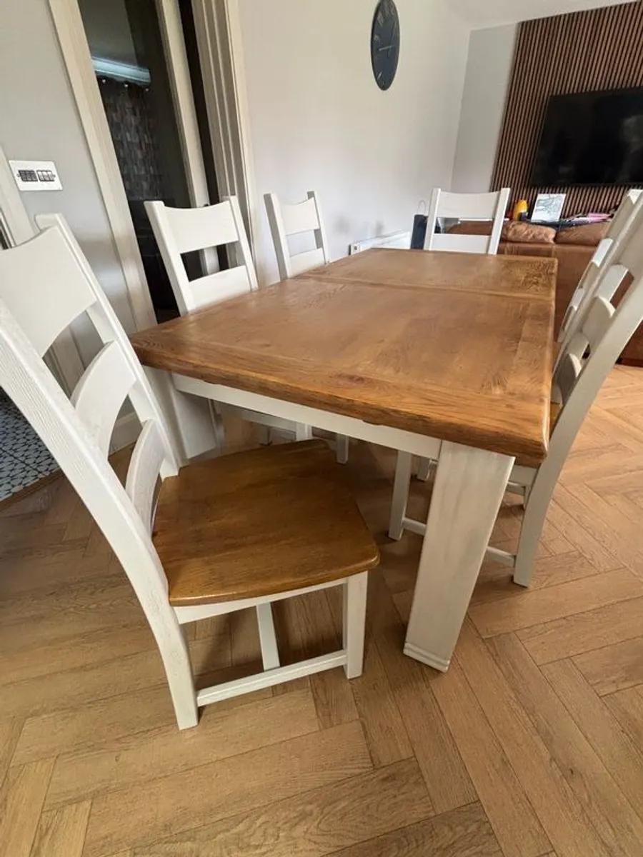 Solid Oak Extendable Cream Dining Table & 6 Chairs - Image 1
