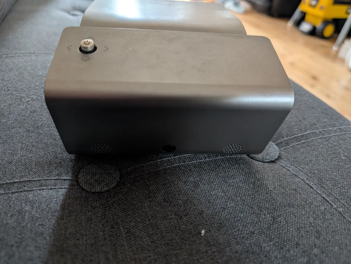 LG Cine Beam PH450 - Projector - Image 2