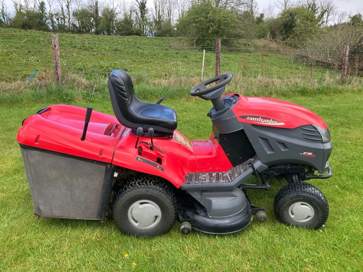 Ride on Lawnmower - Image 1