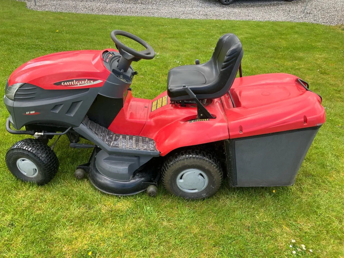 Ride on Lawnmower - Image 4