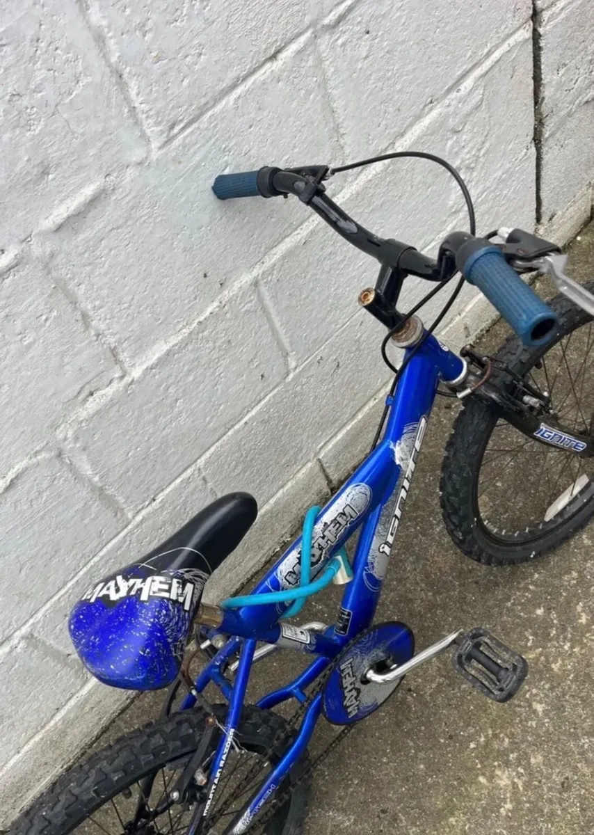 Boys bike - Image 2