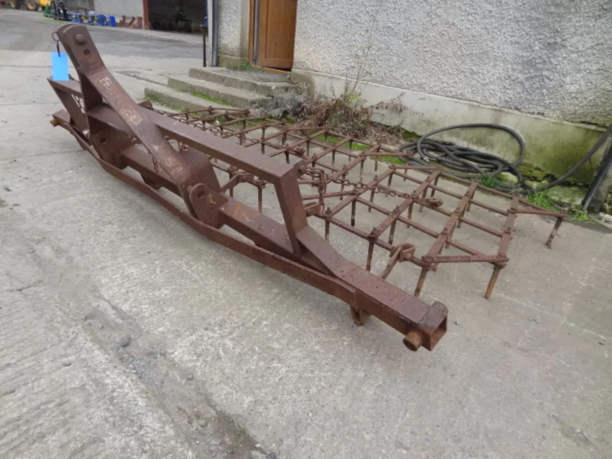 Parmiter 3 Section Mounted Pin Harrow - Image 3