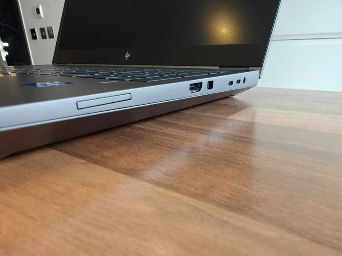 HP ZBook Fury 15.6 G8 | i7 | 32GB | 512GB | 15.6" - Image 4