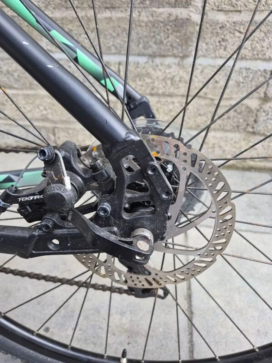 Carrera ladies road bike - Image 2