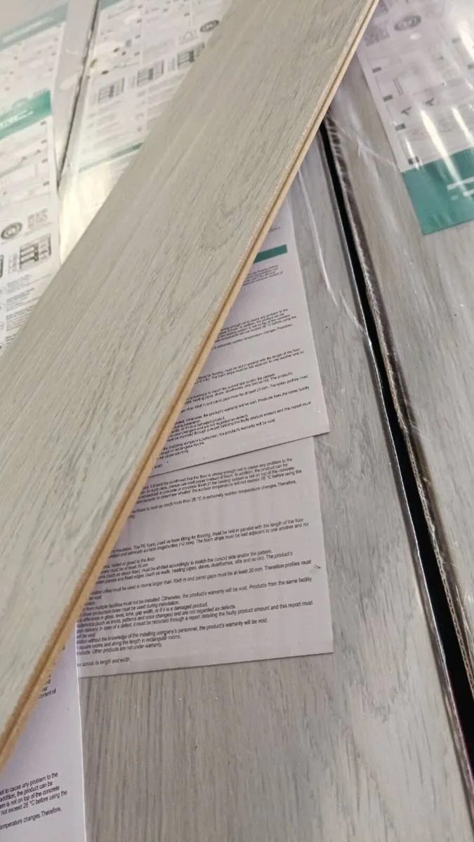*NEW* 8MM LAMINATE FLOORING ☄️ - Image 1