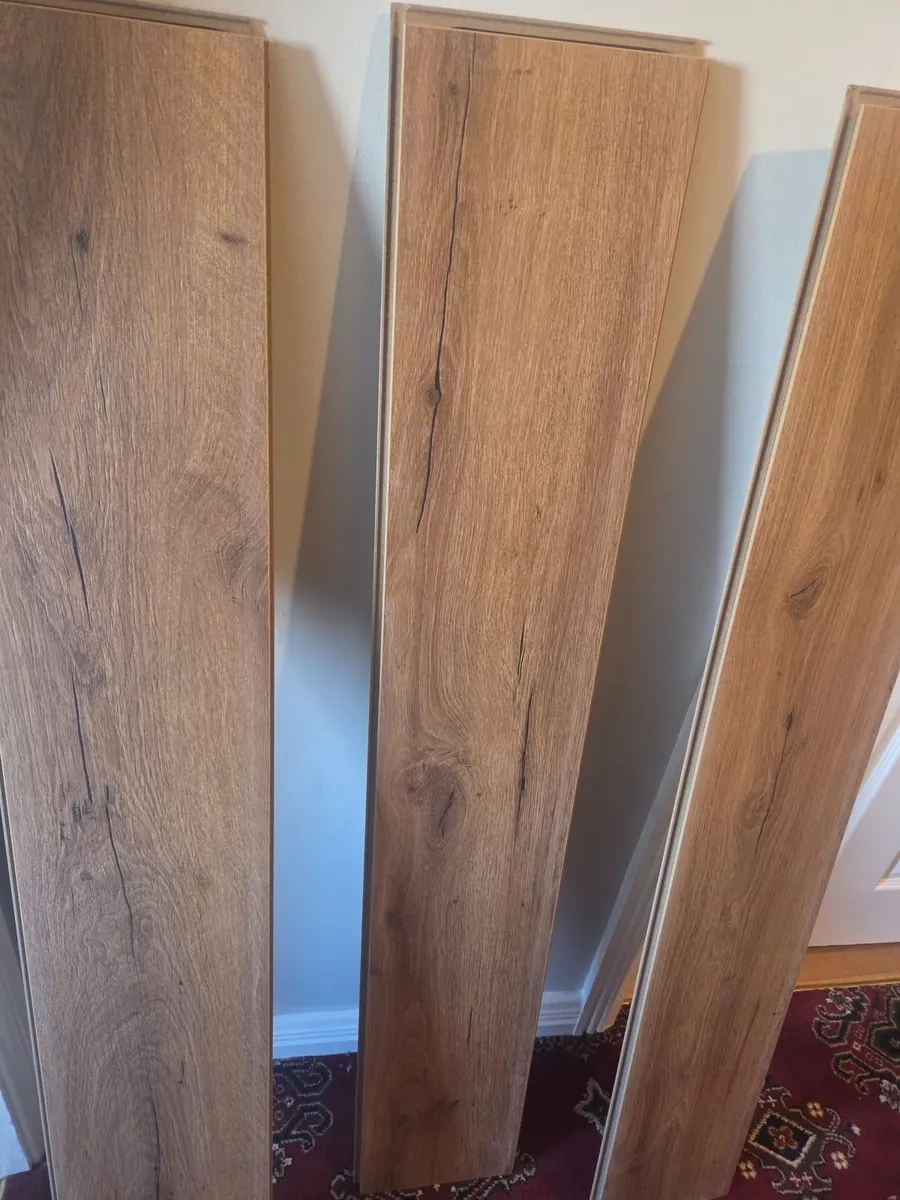 Laminate flooring - Image 2